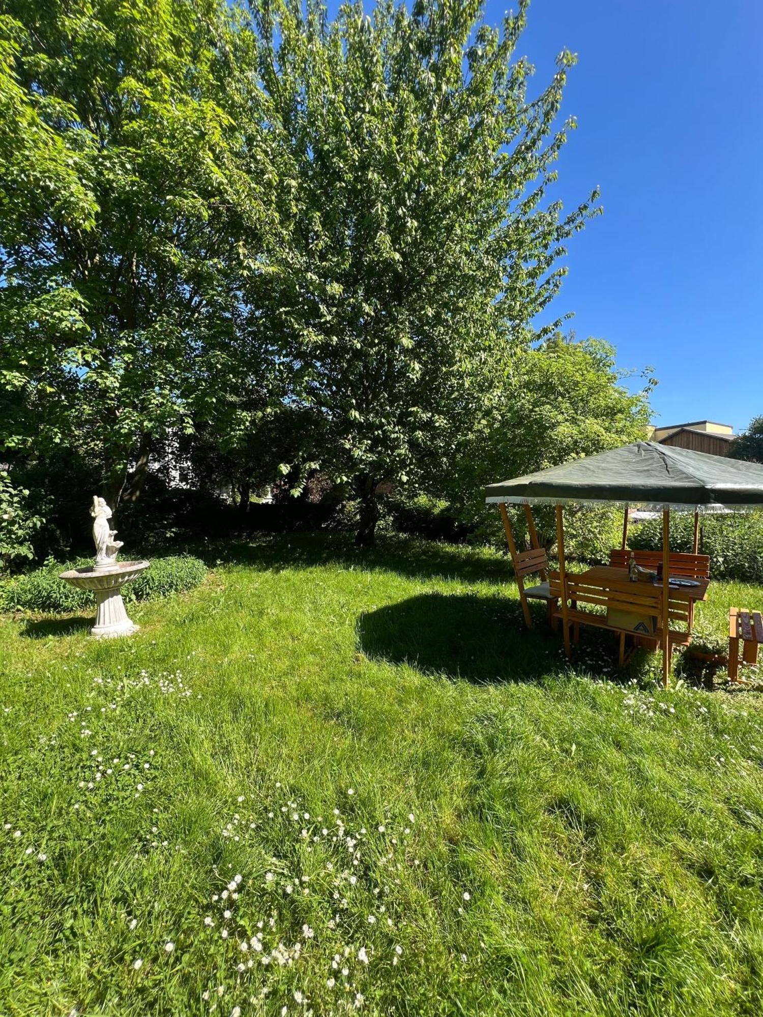Homestayplus Schwerin Schwerin  Luaran gambar